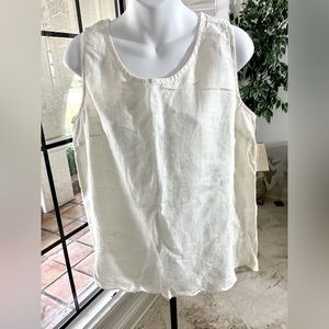Studio Sport Linen sleeveless off-white top w/ embroidered hem Size M NWT
Y2K
